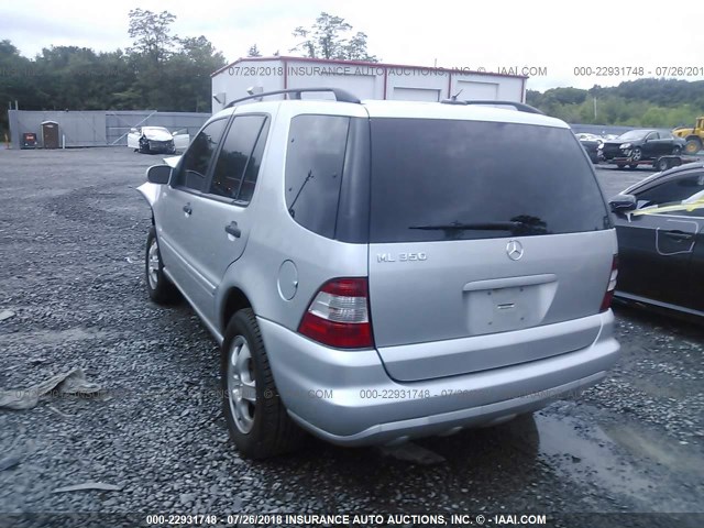 4JGAB57E23A425310 - 2003 MERCEDES-BENZ ML 350 SILVER photo 3