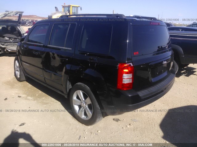 1C4NJPFA7ED600512 - 2014 JEEP PATRIOT LATITUDE BLACK photo 3