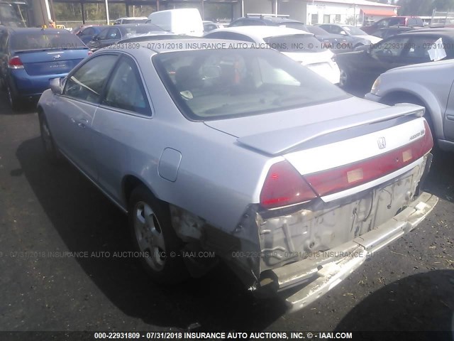 1HGCG2258YA037687 - 2000 HONDA ACCORD EX SILVER photo 3