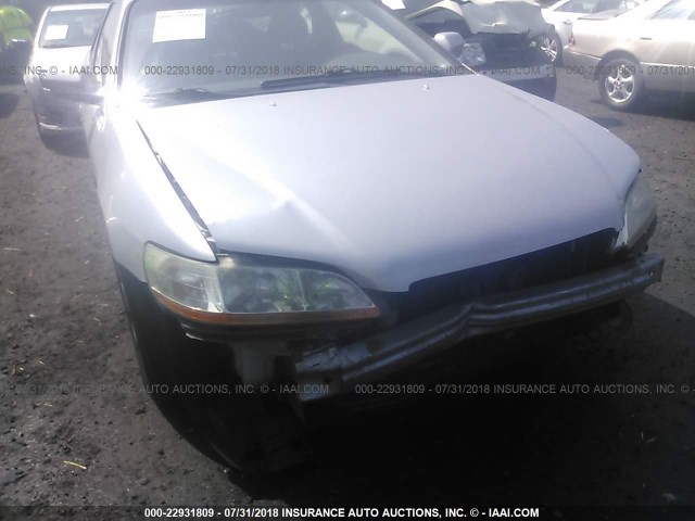 1HGCG2258YA037687 - 2000 HONDA ACCORD EX SILVER photo 6