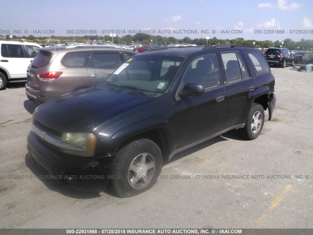 1GNDS13S142167015 - 2004 CHEVROLET TRAILBLAZER LS/LT BLACK photo 2
