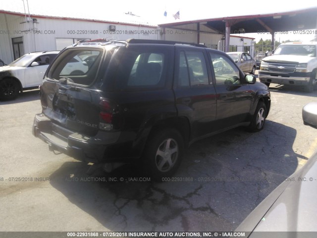 1GNDS13S142167015 - 2004 CHEVROLET TRAILBLAZER LS/LT BLACK photo 4
