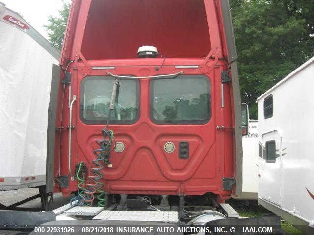 1FUJGEDR7CSBJ8573 - 2012 FREIGHTLINER CASCADIA 125  Unknown photo 4