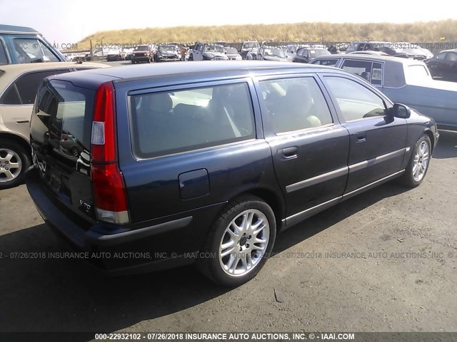 YV1SW53D112069931 - 2001 VOLVO V70 T5 TURBO BLUE photo 4