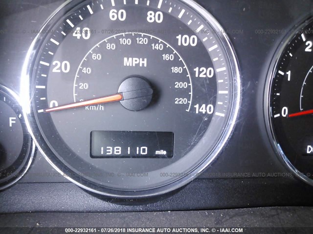 1J8HG48K68C230575 - 2008 JEEP COMMANDER SPORT შავი ფოტო 7