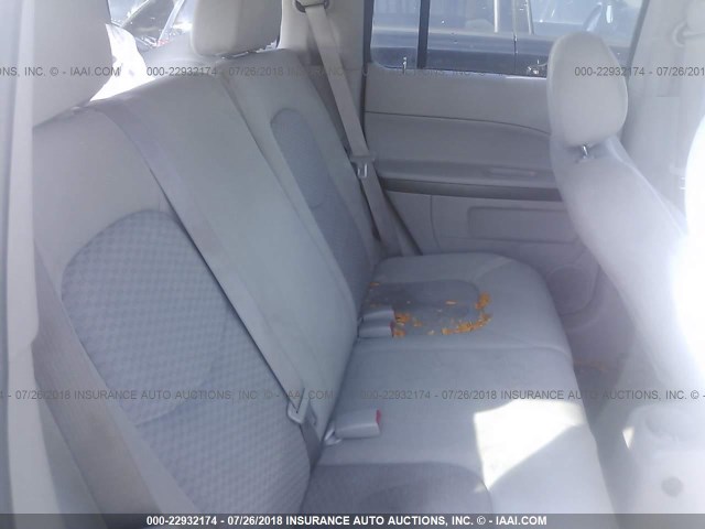 3GNDA13D56S662653 - 2006 CHEVROLET HHR LS SILVER photo 8