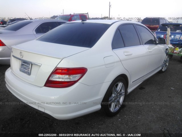 WDDGF56X48F196523 - 2008 MERCEDES-BENZ C 350 WHITE photo 4