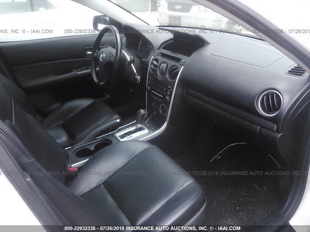 1YVHP80C165M23697 - 2006 MAZDA 6 I WHITE photo 5