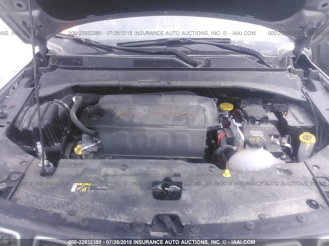 3C4NJDBB0HT628387 - 2017 JEEP COMPASS LATITUDE 银色 照片 10