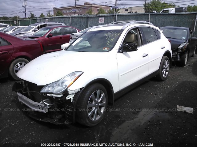 JN1AJ0HR7BM852834 - 2011 INFINITI EX35 JOURNEY WHITE photo 2