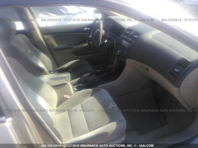 1HGCM56415A164675 - 2005 HONDA ACCORD LX GOLD photo 5