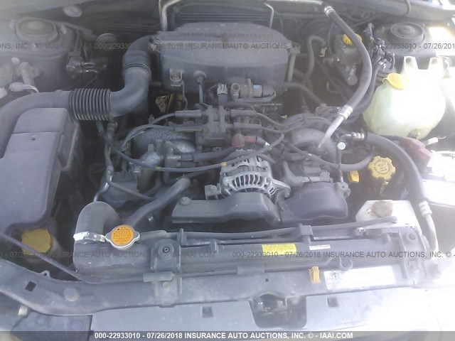 JF1SG65613H740950 - 2003 SUBARU FORESTER 2.5XS შავი ფოტო 10