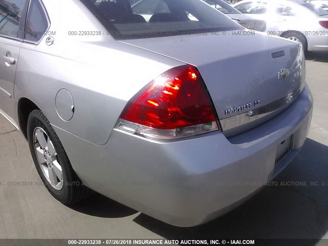 2G1WT58K269110186 - 2006 CHEVROLET IMPALA LT GRAY photo 6