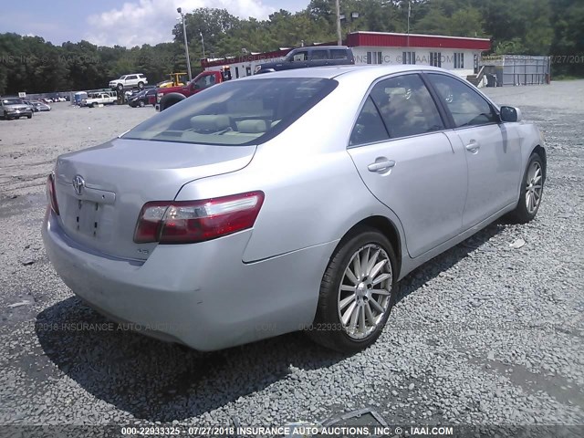 4T1BE46K77U505185 - 2007 TOYOTA CAMRY NEW GENERAT CE/LE/XLE/SE SILVER photo 4