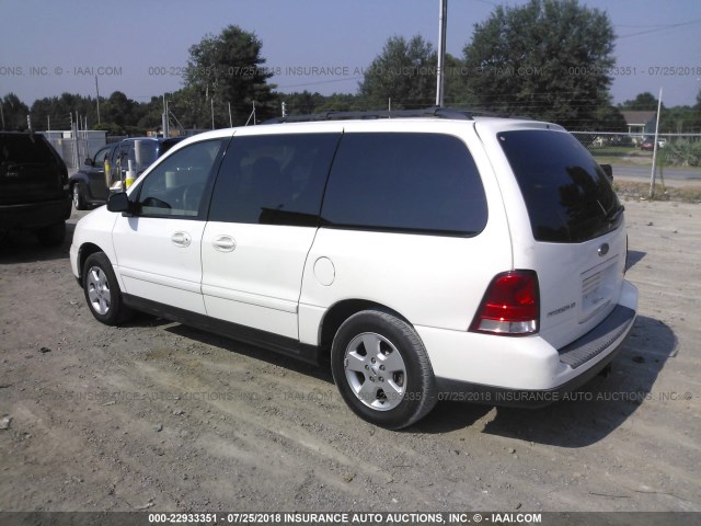 2FMZA57625BA78678 - 2005 FORD FREESTAR SES WHITE photo 3