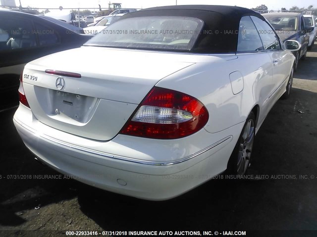 WDBTK56F79T105502 - 2009 MERCEDES-BENZ CLK 350 WHITE photo 4