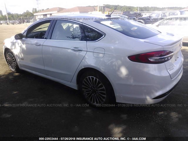 3FA6P0SU0JR123391 - 2018 FORD FUSION TITANIUM/PLATINUM PHEV WHITE photo 3