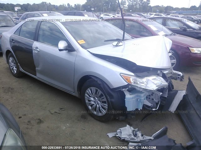 4T1BF1FK2DU274946 - 2013 TOYOTA CAMRY L/SE/LE/XLE ვერცხლისფერი ფოტო 1