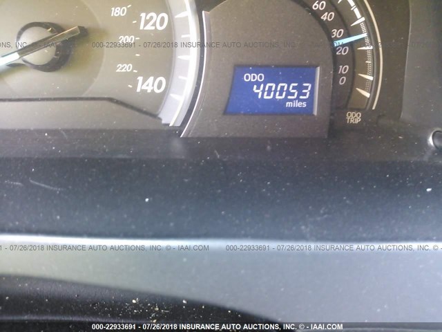 4T1BF1FK2DU274946 - 2013 TOYOTA CAMRY L/SE/LE/XLE ვერცხლისფერი ფოტო 7