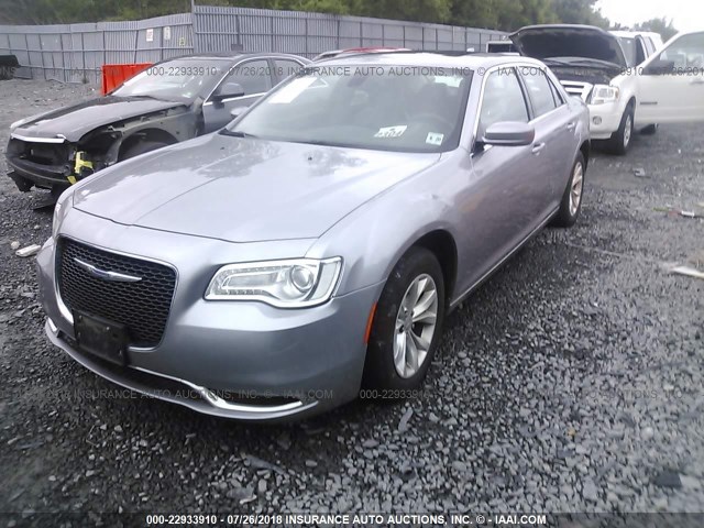 2C3CCAAG4FH930451 - 2015 CHRYSLER 300 LIMITED SILVER photo 2