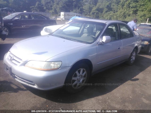 1HGCG66882A063385 - 2002 HONDA ACCORD EX/SE SILVER photo 2