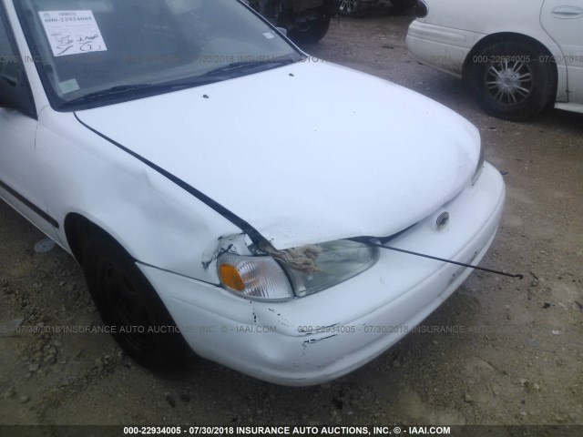 1Y1SK5286XZ424920 - 1999 CHEVROLET GEO PRIZM LSI WHITE photo 6