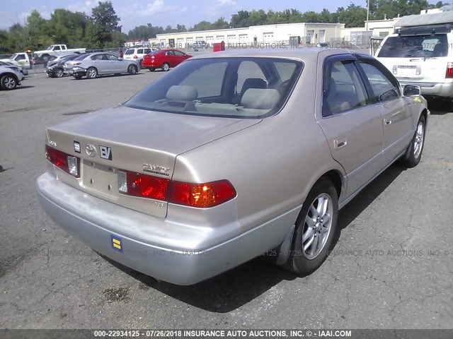 JT2BF28K210319418 - 2001 TOYOTA CAMRY LE/XLE BEIGE photo 4