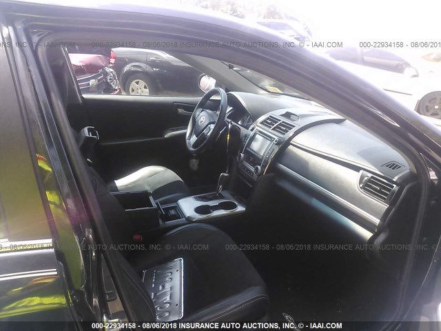 4T1BF1FK0CU163388 - 2012 TOYOTA CAMRY SE/LE/XLE 蓝色 照片 5