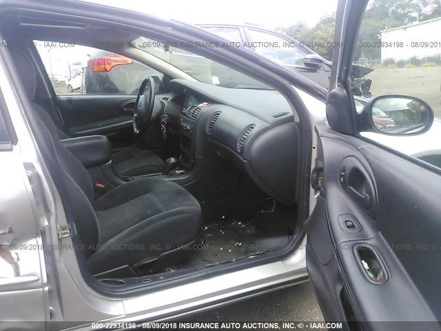 2B3HD56G04H683927 - 2004 DODGE INTREPID ES/SXT 银色 照片 5