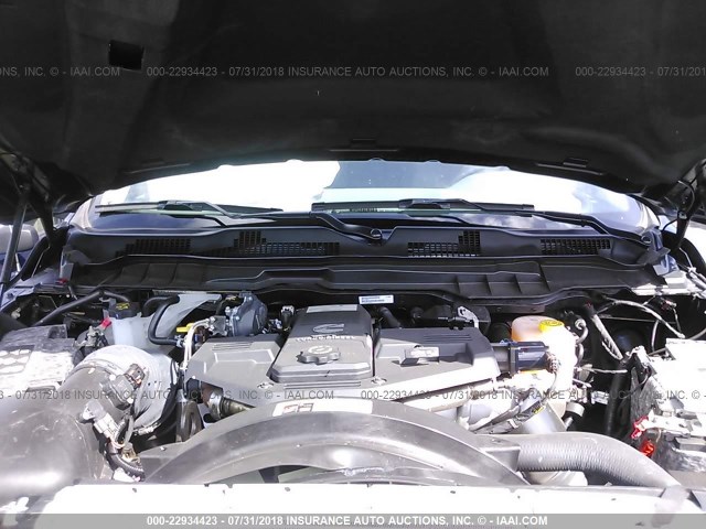 3C6UR5DL8JG170300 - 2018 RAM 2500 SLT 黑色 照片 10