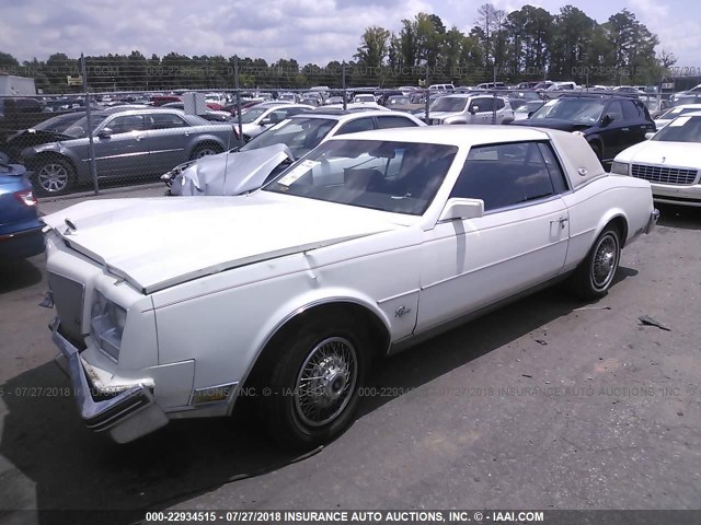 1G4EZ57YXFE464666 - 1985 BUICK RIVIERA WHITE photo 2