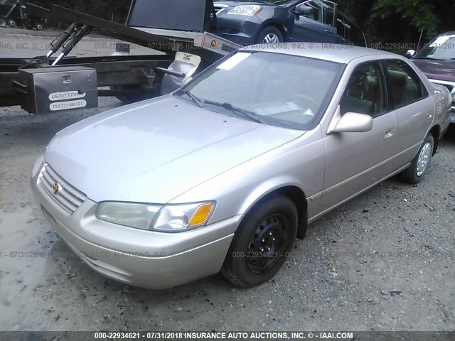 4T1BG22K2WU247757 - 1998 TOYOTA CAMRY CE/LE/XLE 银色 照片 2