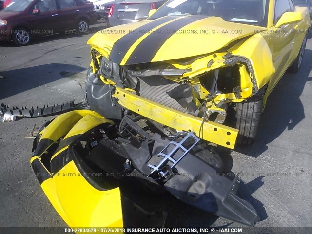 2G1FC1E33D9124438 - 2013 CHEVROLET CAMARO LT YELLOW photo 6