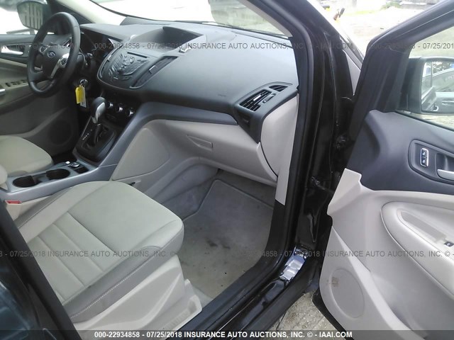 1FMCU0G92FUC37625 - 2015 FORD ESCAPE SE BLACK photo 5