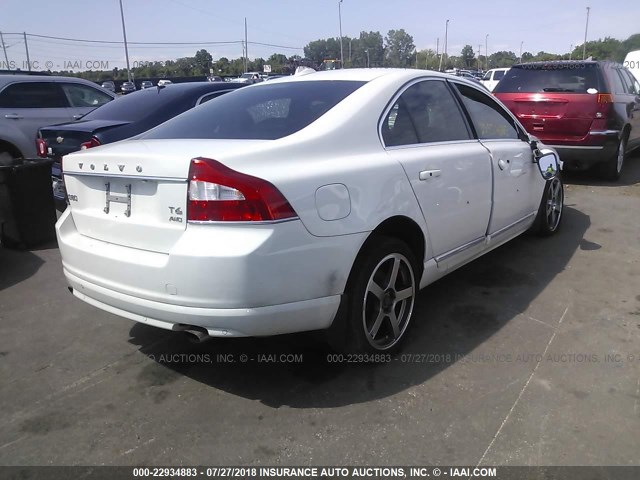 YV1902AH0D1170408 - 2013 VOLVO S80 T6 WHITE photo 4