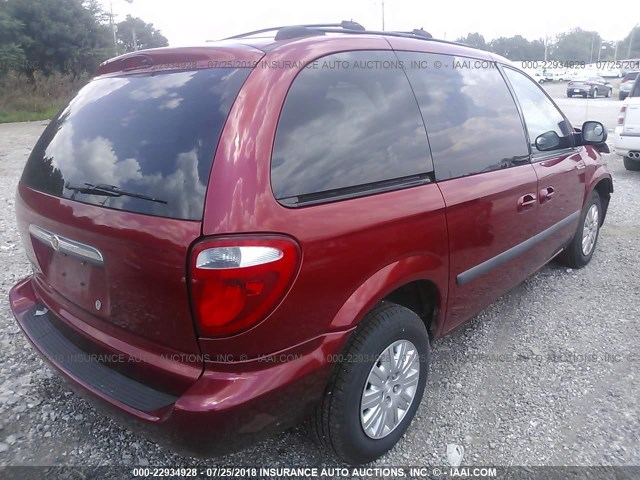 1A4GP45R06B572802 - 2006 CHRYSLER TOWN & COUNTRY  RED photo 4