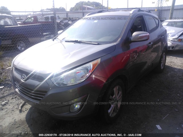 KM8JU3AC8DU594351 - 2013 HYUNDAI TUCSON GLS/LIMITED GRAY photo 2