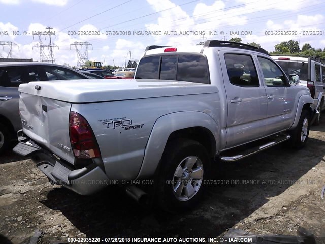 5TELU42N68Z584109 - 2008 TOYOTA TACOMA DOUBLE CAB ვერცხლისფერი ფოტო 4