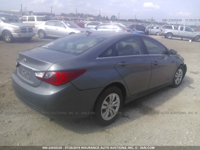 5NPEB4AC5CH462013 - 2012 HYUNDAI SONATA GLS GRAY photo 4