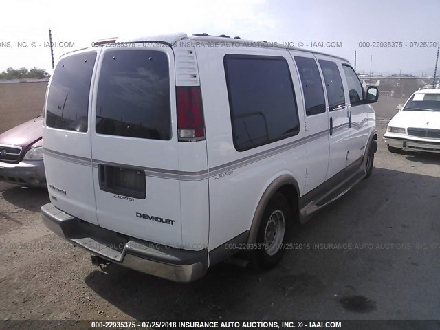 1GBFG15R611110408 - 2001 CHEVROLET EXPRESS G1500  WHITE photo 4