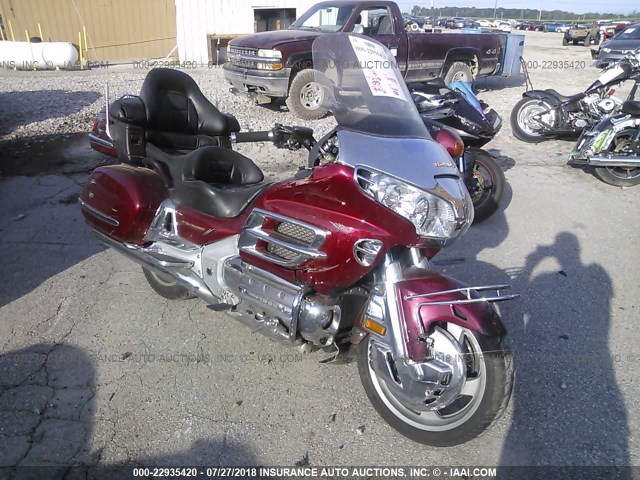 1HFSC47092A110979 - 2002 HONDA GL1800 RED photo 1