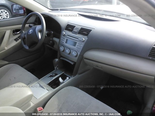 4T4BF3EK0AR019064 - 2010 TOYOTA CAMRY SE/LE/XLE წითელი ფოტო 5