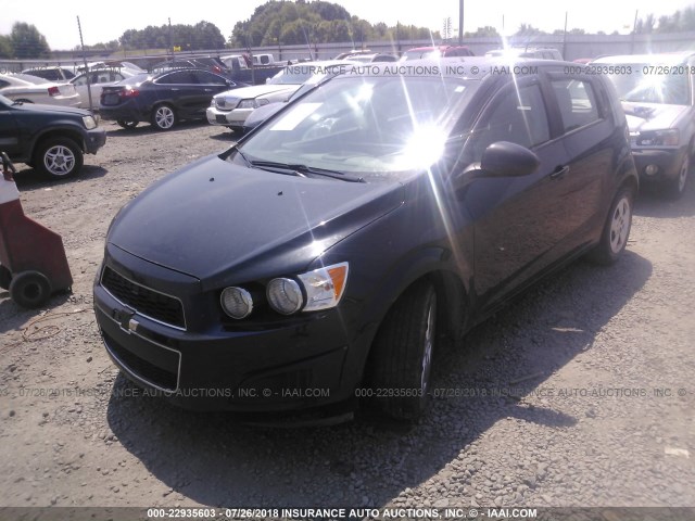 1G1JB6SH7F4168152 - 2015 CHEVROLET SONIC LS BLACK photo 2