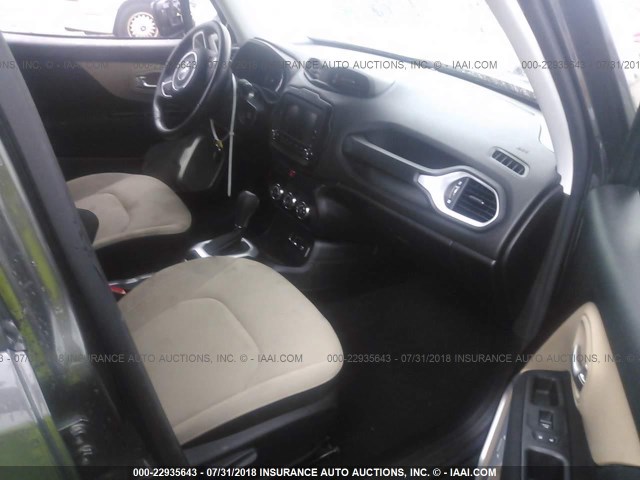 ZACCJABT6GPE27811 - 2016 JEEP RENEGADE LATITUDE GRAY photo 5