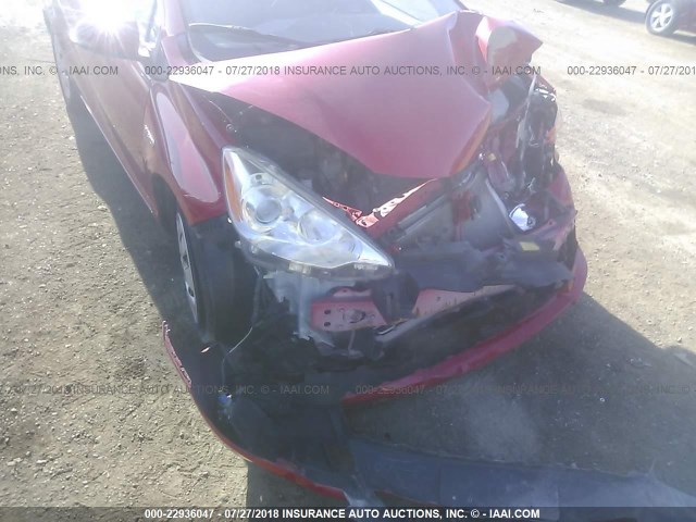 JTDKDTB33C1526658 - 2012 TOYOTA PRIUS C RED photo 6