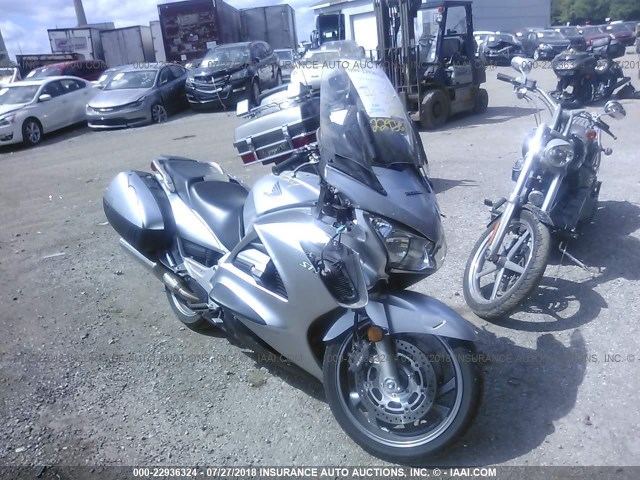 JH2SC51097M500597 - 2007 HONDA ST1300 SILVER photo 1