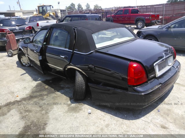 1LNHM83W73Y662956 - 2003 LINCOLN TOWN CAR CARTIER BLACK photo 3