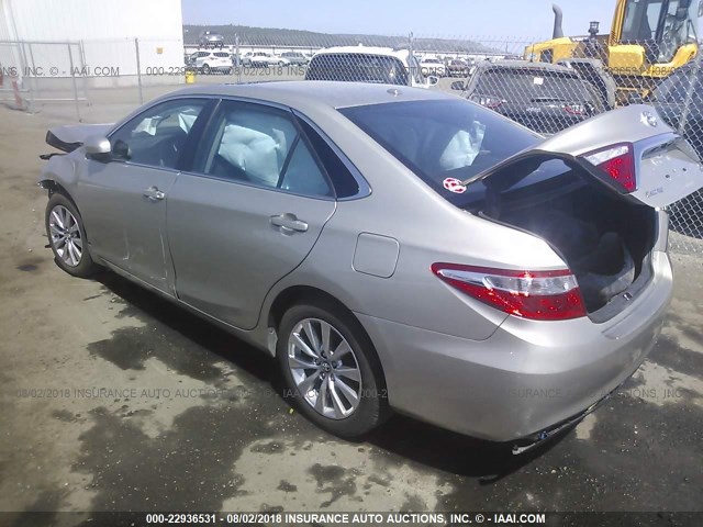 4T1BK1FK1HU584345 - 2017 TOYOTA CAMRY XSE/XLE Qızıl foto 3