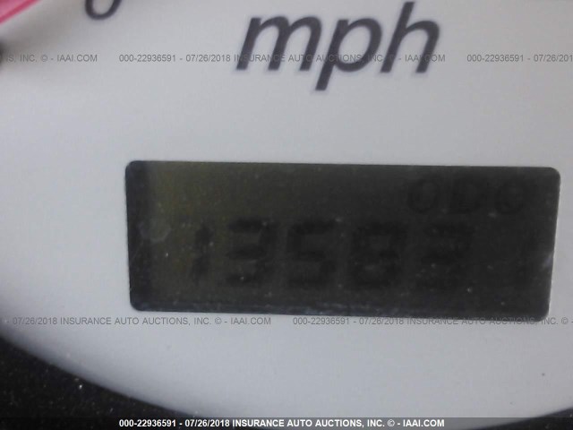 JM1BJ245121526111 - 2002 MAZDA PROTEGE PR5 银色 照片 7