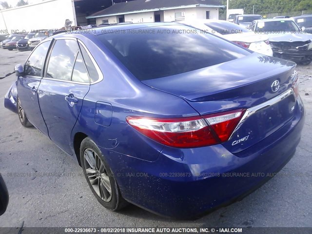 4T1BF1FK5GU510879 - 2016 TOYOTA CAMRY LE/XLE/SE/XSE 蓝色 照片 3